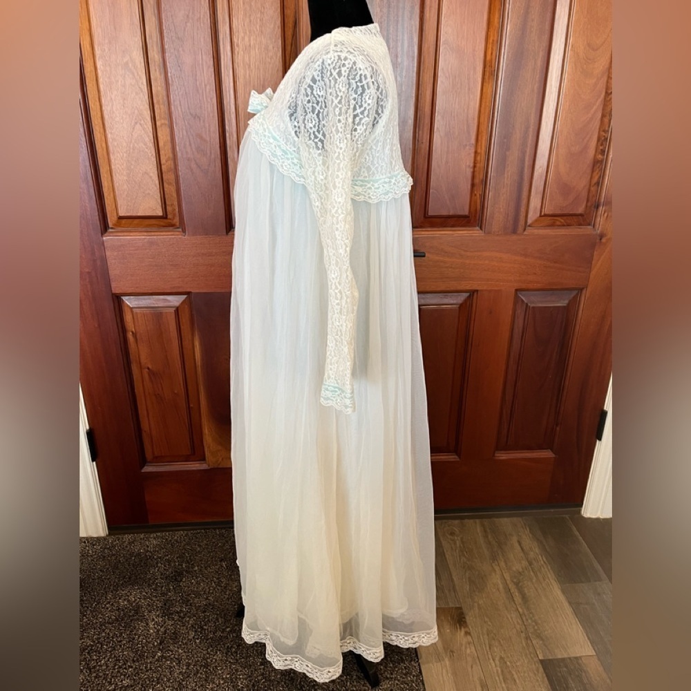 Miss Elaine White Nylon Lace Chiffon Peignoir Gown & Robe Set S/M Gold Label